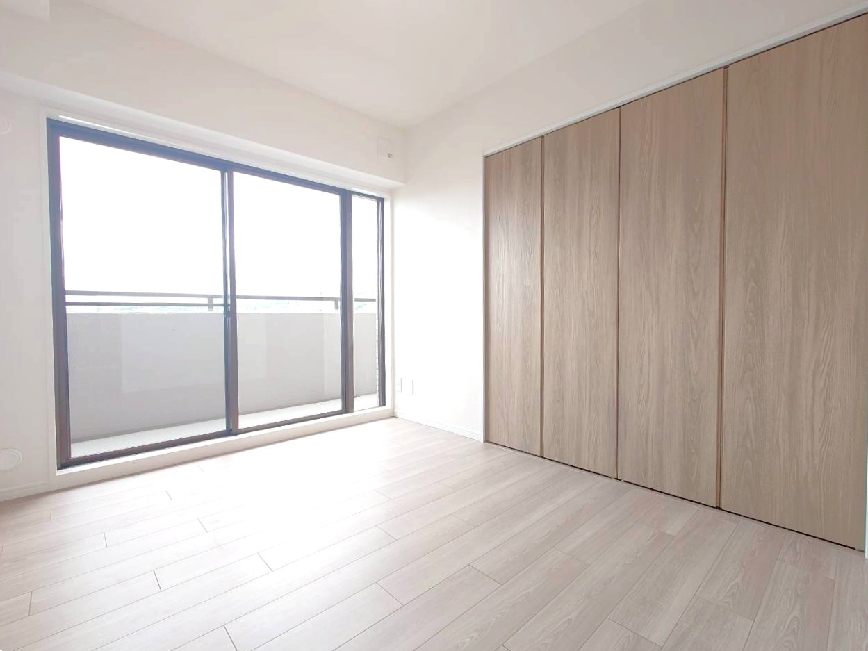 ◆２０２５年７月リフォーム完了◆最上階の４ＬＤＫ◆３沿線３駅利用可能◆朝日プラザ桃山東の洋室|洋室