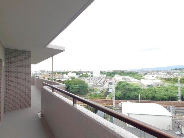 ◆２０２５年７月リフォーム完了◆最上階の４ＬＤＫ◆３沿線３駅利用可能◆朝日プラザ桃山東のバルコニー|バルコニー