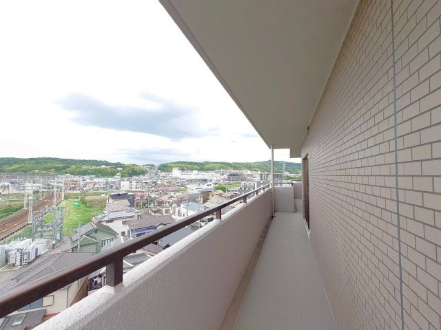 ◆２０２５年７月リフォーム完了◆最上階の４ＬＤＫ◆３沿線３駅利用可能◆朝日プラザ桃山東のバルコニー|バルコニー