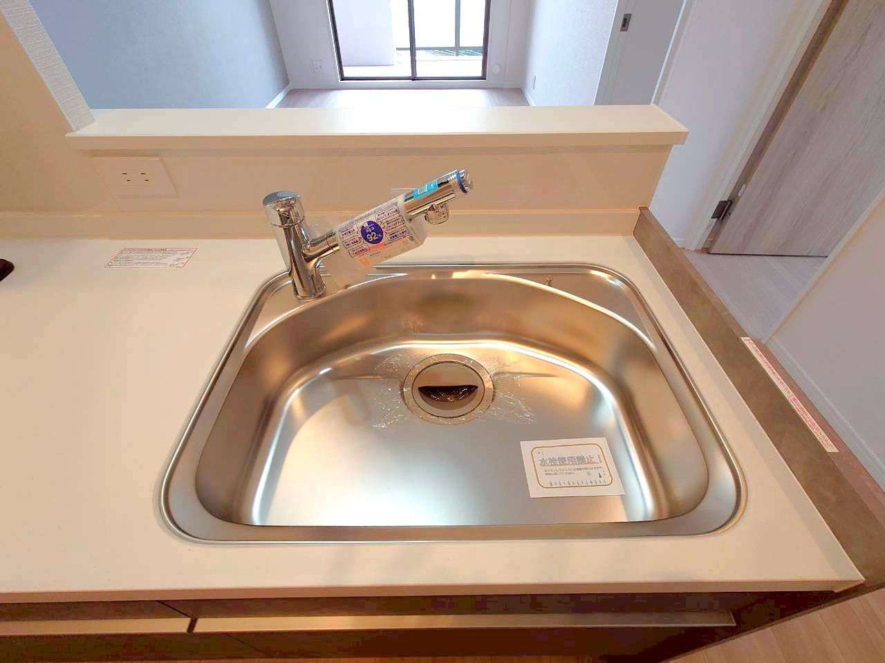 ◆２０２５年７月リフォーム完了◆最上階の４ＬＤＫ◆３沿線３駅利用可能◆朝日プラザ桃山東のキッチン|シンク
