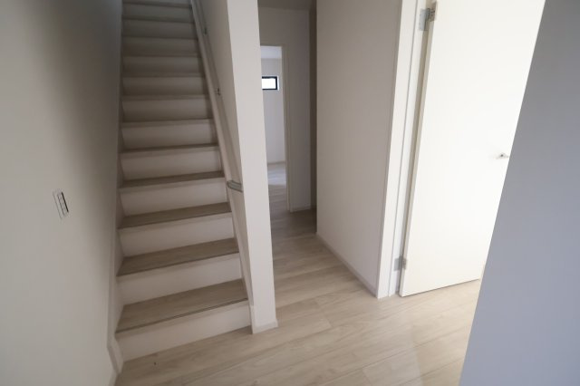 《仲介手数料無料》練馬区石神井台８丁目20-27新築一戸建てケイアイグレースの内装