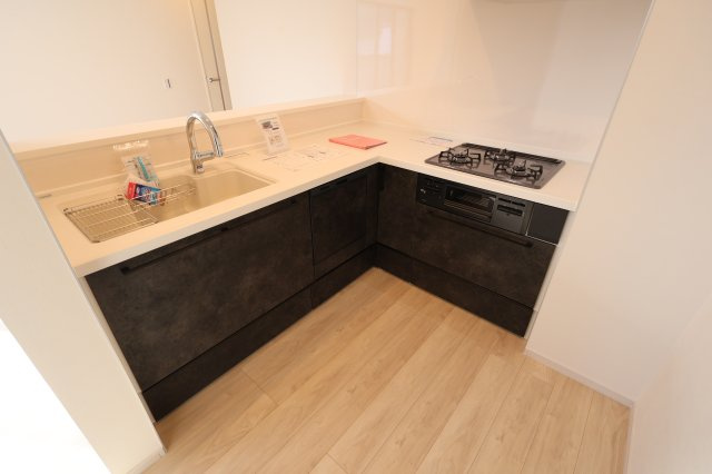 《仲介手数料無料》練馬区石神井台８丁目20-27新築一戸建てケイアイグレースのキッチン