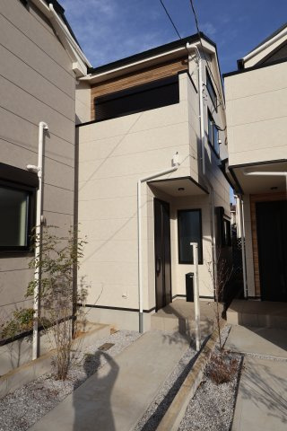 《仲介手数料無料》練馬区石神井台８丁目20-27新築一戸建てケイアイグレースの外観