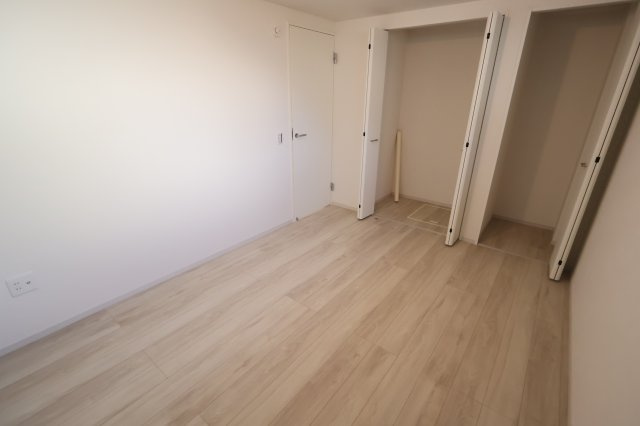 《仲介手数料無料》練馬区石神井台８丁目20-27新築一戸建てケイアイグレースの洋室