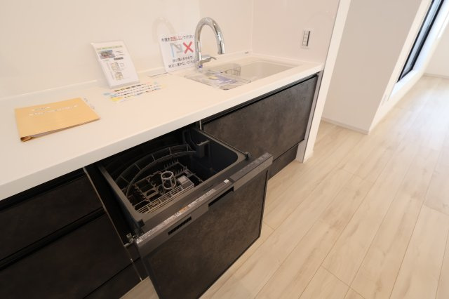 《仲介手数料無料》練馬区石神井台８丁目20-27新築一戸建てケイアイグレースのキッチン