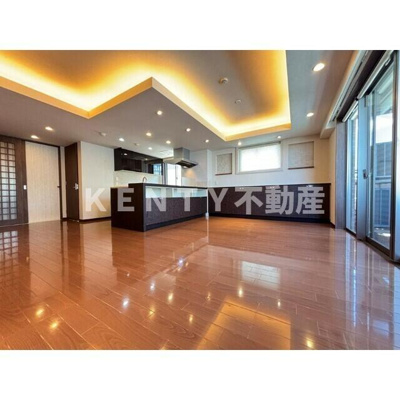 【居間・リビング】 | ヒルサイドガーデン | おしゃれな居間です