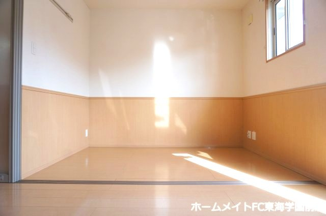 菊池郡菊陽町武蔵ヶ丘北３丁目のアパートの洋室