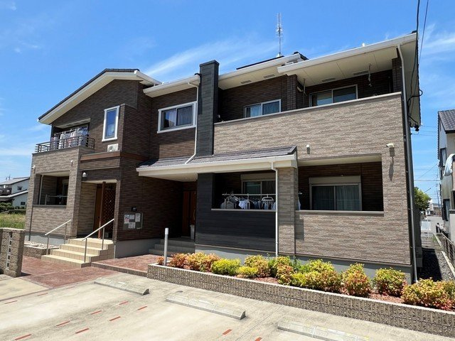 コスモ・ビリン