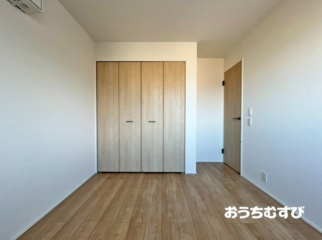 春日井市上田楽町第1期(全4棟)の洋室