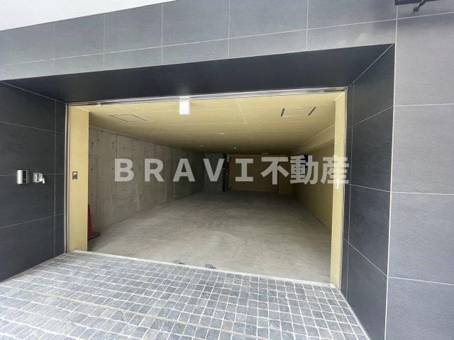 コンフォリア・リヴ谷町四丁目のエントランス