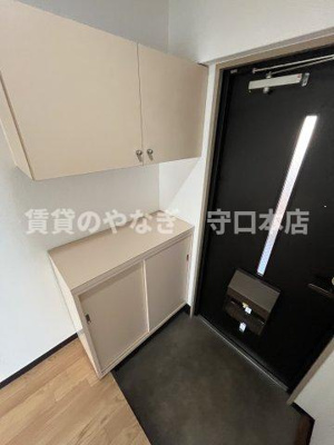 【玄関】 | リビエール日向