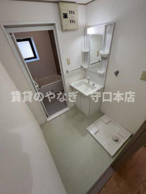 【洗面所】 | リビエール日向