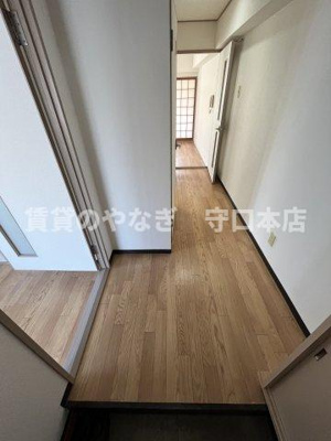 【玄関】 | リビエール日向