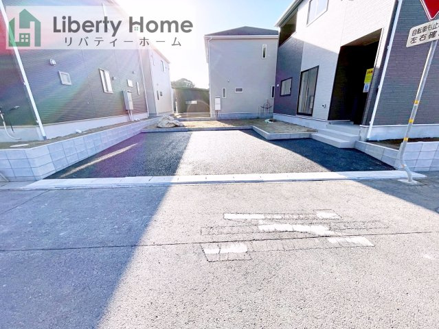 ひたちなか市相金町第1　新築戸建　2号棟の駐車場