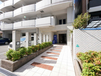 【エントランス】 | ルクレ新大阪レジデンス | 建物の内部です