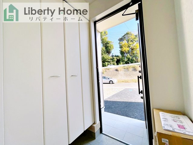 ひたちなか市相金町第1　新築戸建　4号棟の玄関