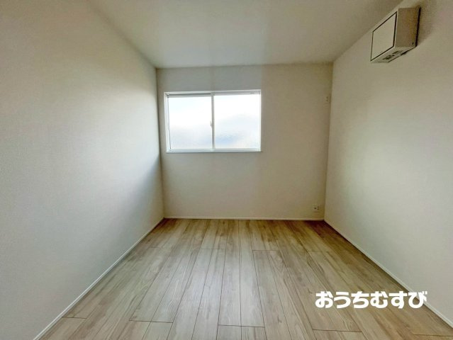 春日井市上田楽町第1期(全4棟)の洋室
