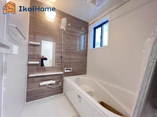 神戸市西区伊川谷町潤和　2号棟　新築戸建の浴室|【ホームページに現地動画掲載中】●年中無休：当日予約可●「断熱ユニットバス・断熱浴槽」を使用。