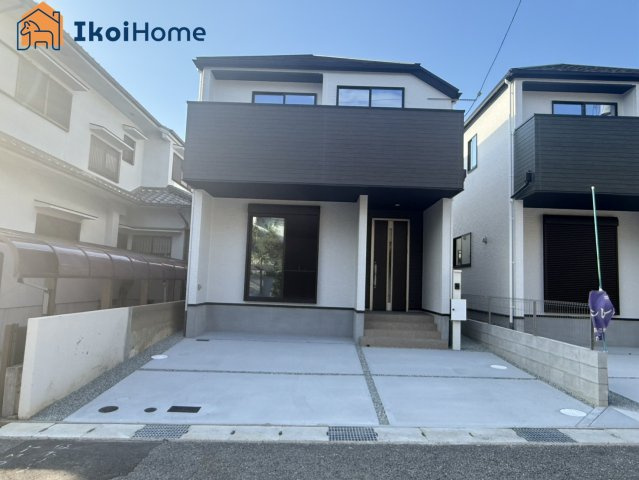 神戸市西区伊川谷町潤和　2号棟　新築戸建の外観|【ホームページに現地動画掲載中】●年中無休：当日予約可●完成！並列2台駐車可！LDK18帖！WIC♪