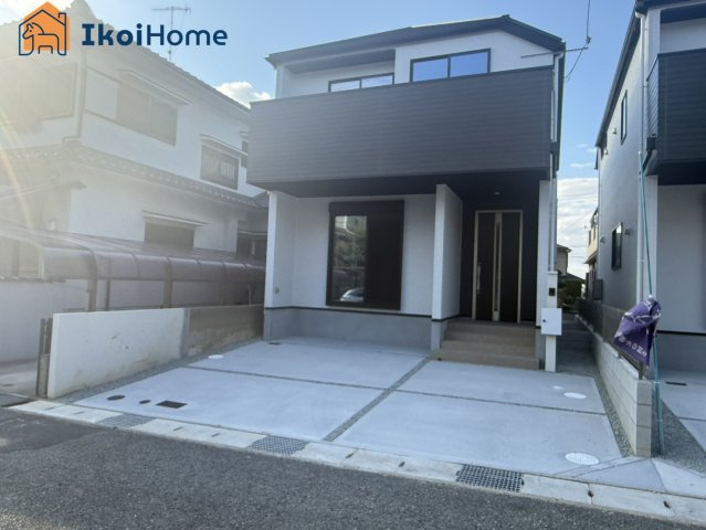 神戸市西区伊川谷町潤和　2号棟　新築戸建の前面道路含む現地写真|【ホームページに現地動画掲載中】●年中無休：当日予約可●前面道路の幅員は広く交通量少なく安心の住環境