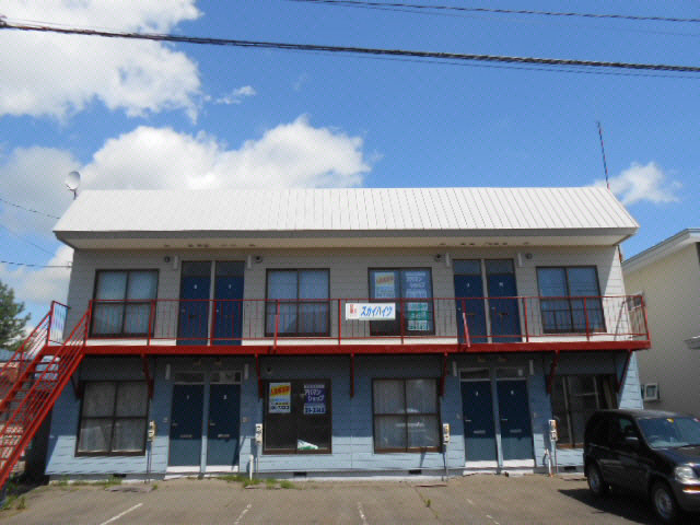 スカイハイツ（愛国西）の外観