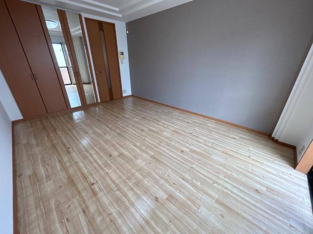 コーラル　ガーデンの内装|洋室