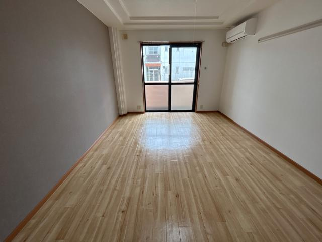 コーラル　ガーデンの内装|室内