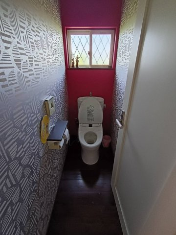 西条市周布892-5　中古住宅のトイレ