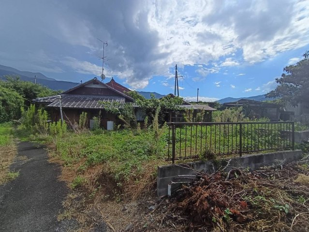 西条市丹原町長野1762-1　売土地の外観|現地写真（北側から撮影）