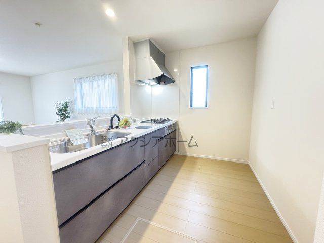 入間市仏子・全5棟　新築一戸建　C号棟　～IDS工法～の区画図|【全5棟・C号棟】カースペース並列2台。