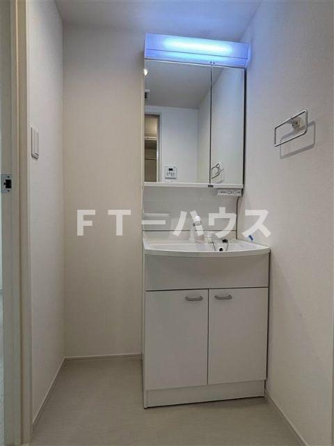 リブリ・津田沼Ⅲの独立洗面台