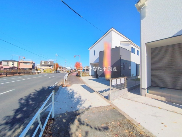『八王子市新築戸建て』八王子市めじろ台3-7-1【仲介手数料無料】の前面道路含む現地写真|～仲介手数料無料☆八王子ひなた不動産～　八王子市めじろ台　新築戸建て