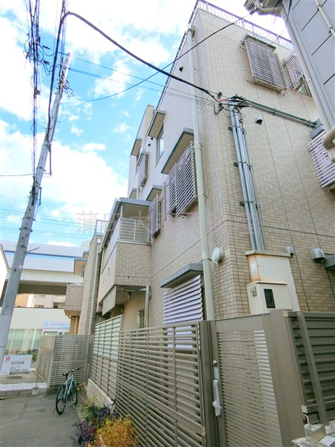 ハウスパティオの外観