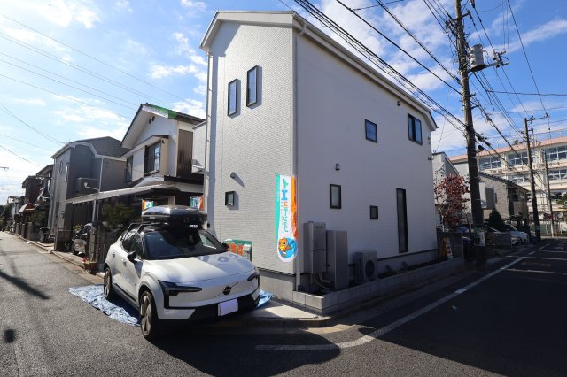 《仲介手数料無料》練馬区大泉町４丁目45-15(全1戸)新築一戸建てリナージュの外観|撮影日 2025年11月29日 12:15 晴れ