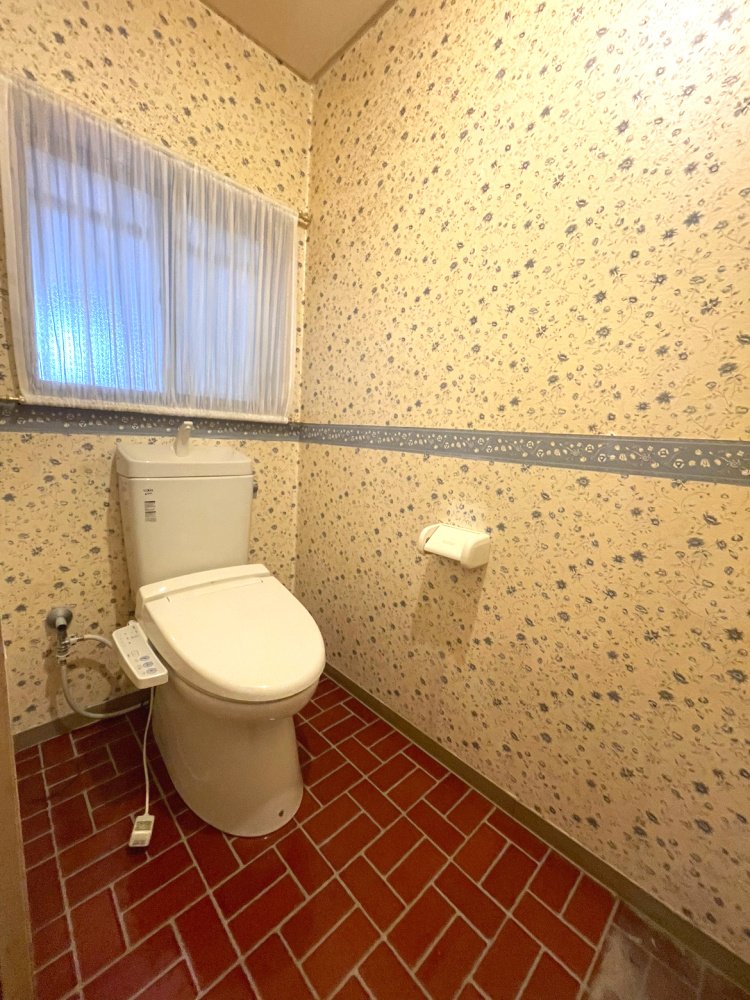 木太町　戸建のトイレ|１階トイレです