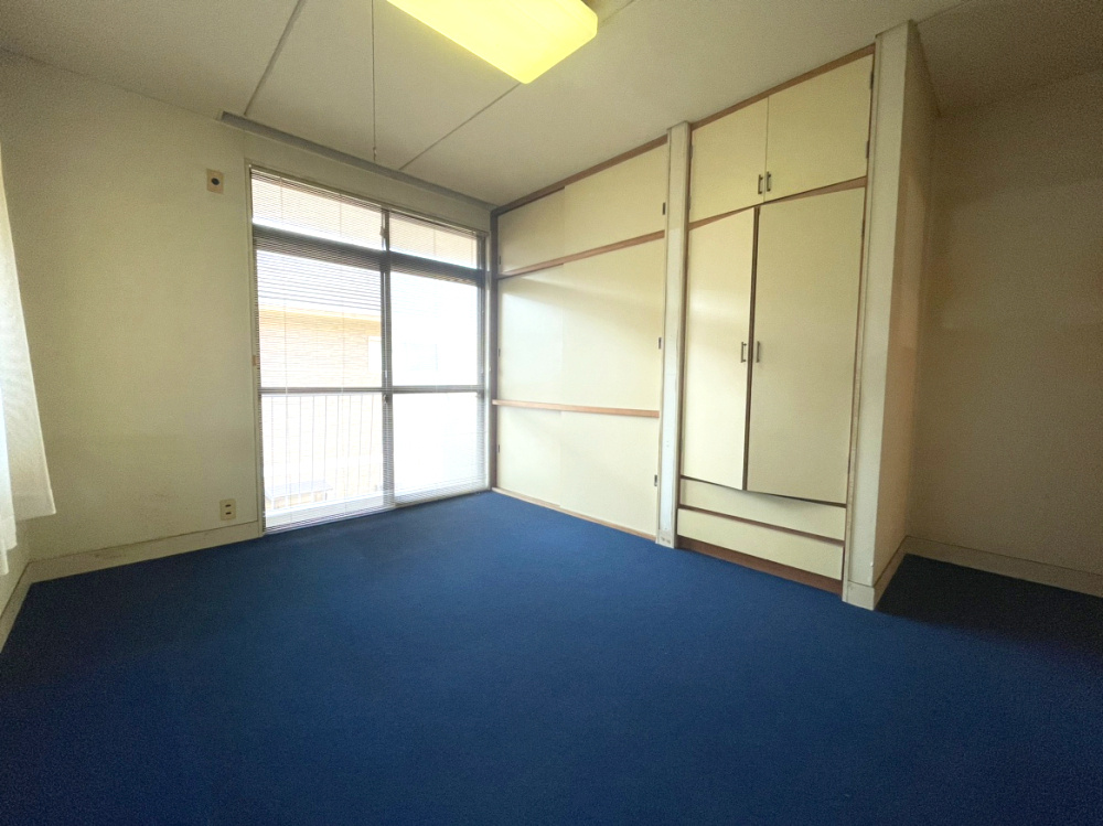 木太町　戸建の洋室