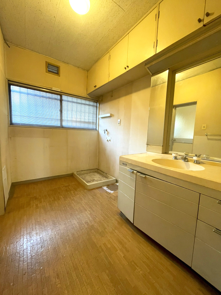 木太町　戸建の洗面所