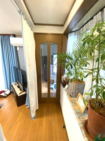 上鶴間本町７丁目　中古戸建のその他|リビングから家族の気配が感じられる間取りになっています
