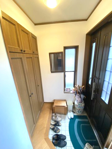 上鶴間本町７丁目　中古戸建の玄関