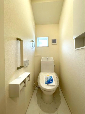 三島市谷田　新築戸建　全2棟　2号棟のトイレ