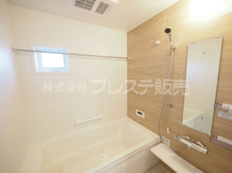 【浴室】 | 奈良市学園大和町２丁目の新築一戸建 全２区画 | 現地写真（２号地浴室）浴室暖房乾燥機を標準装備！