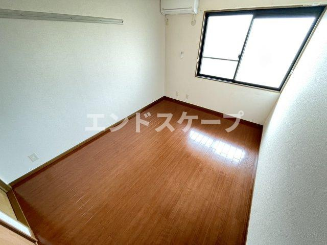 グラシアAの洋室|お部屋探しはエンドスケープまで！お客様の理想お聞かせ下さい♪