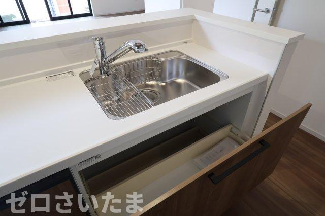 《仲介手数料無料》練馬区東大泉７丁目6-10(全1戸)新築一戸建てケイアイスタイルのキッチン