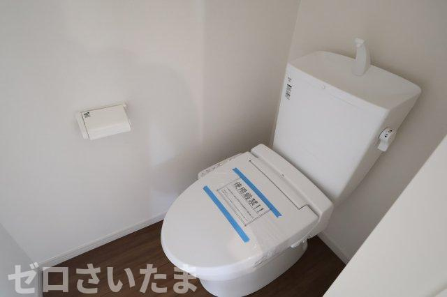 《仲介手数料無料》練馬区東大泉７丁目6-10(全1戸)新築一戸建てケイアイスタイルのトイレ