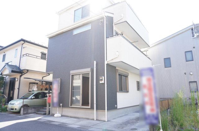 越谷市東越谷10丁目 中古戸建の外観