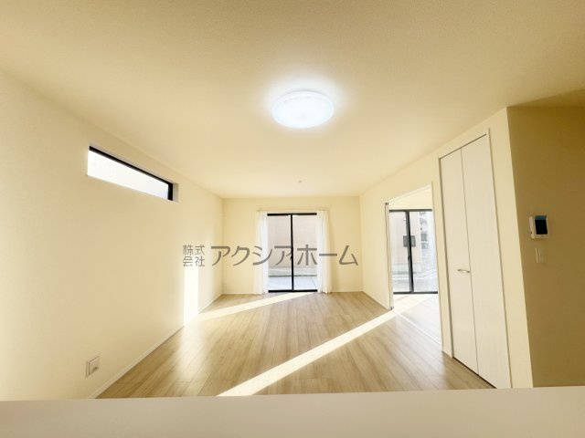 入間市仏子・全5棟　新築一戸建　D号棟　～IDS工法～の内装