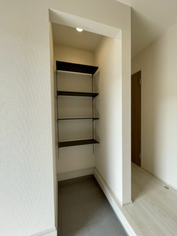 三島市谷田　新築戸建　全2棟　1号棟の収納