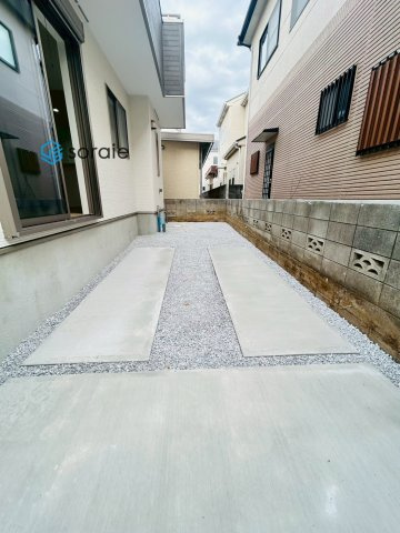 狭山市入間川18期　グラファーレの駐車場|令和7年11月11日撮影。