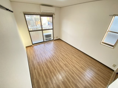 【寝室】 | リバーヒル喜志