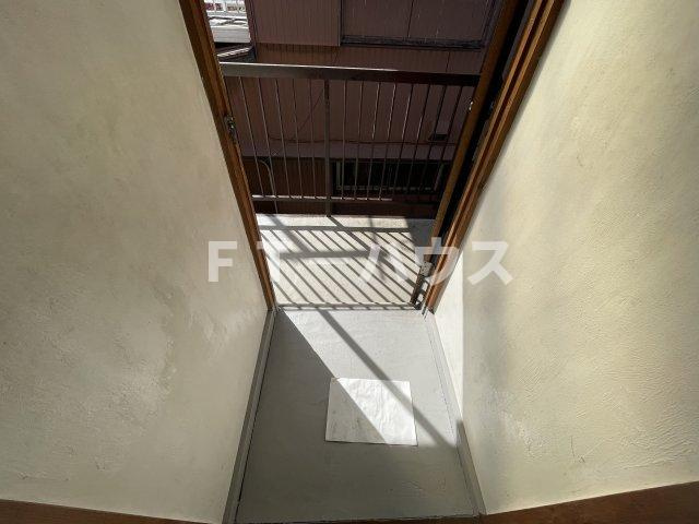 サンハイツミヤマの玄関